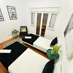 Hostel Luxury Centre *