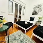 Hostel Luxury Centre Lisbon