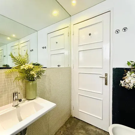 Luxury Centre Hostal