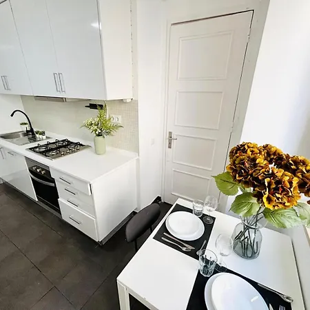 Luxury Rooms, Centre * Лиссабон