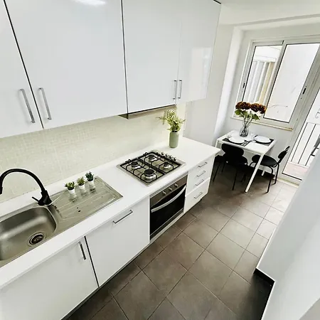 Хостел Luxury Rooms, Centre *