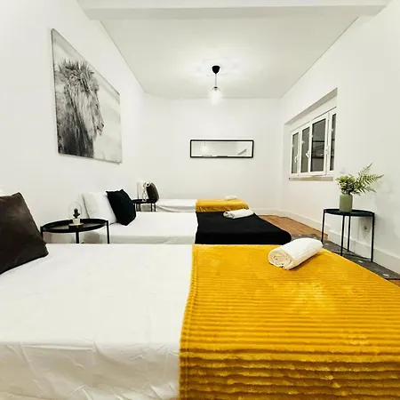 אכסניה Luxury Centre *